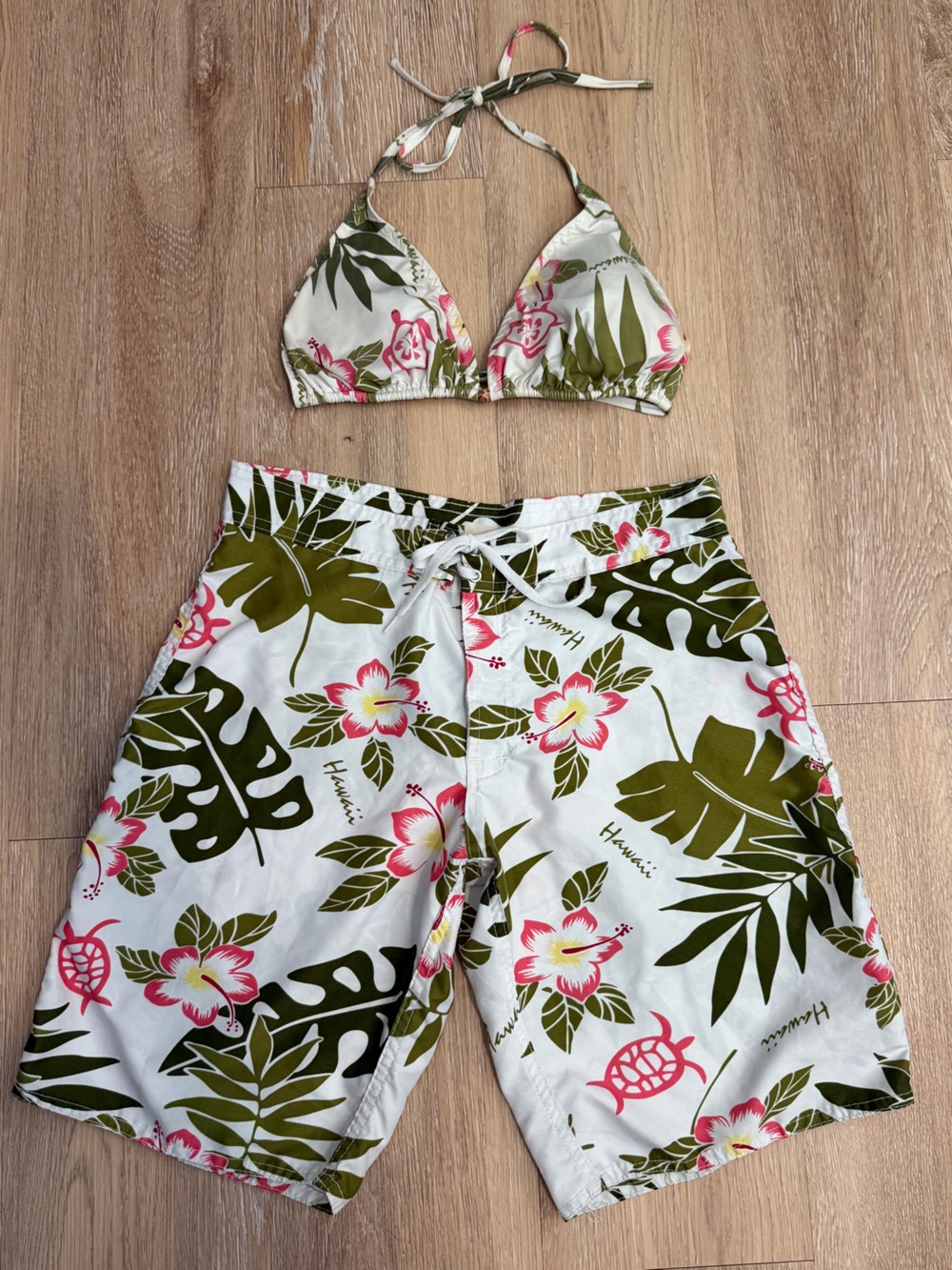 Vintage Hawaiian Floral Leaf Print Women's Bikini Set